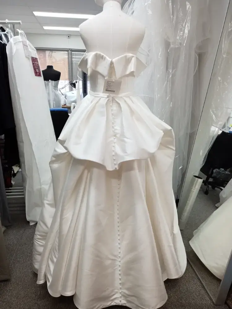 french bustle on wedding dress