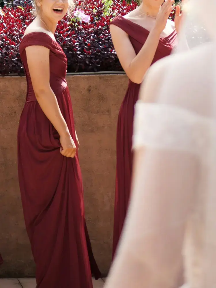 bridesmaid dress seamstress toronto